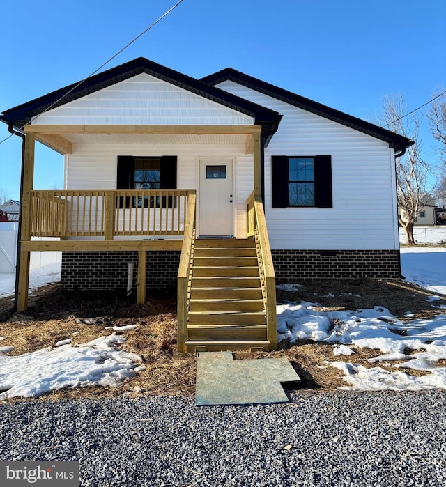 bungalow-style home with covered porch