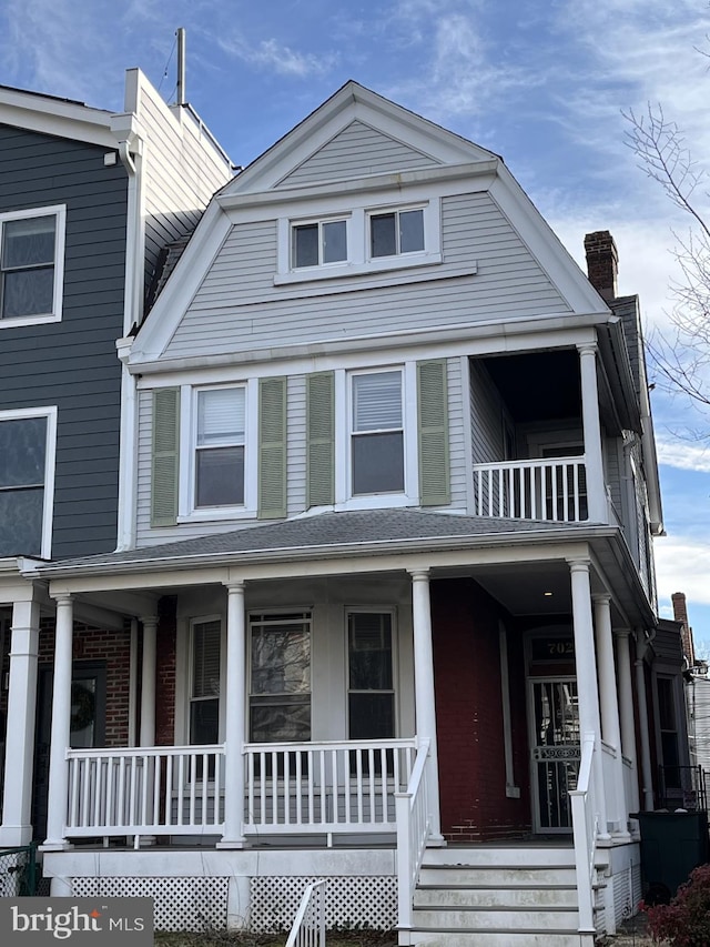 view of front facade with a porch