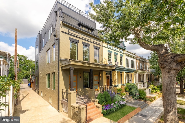 view of front of house with a porch