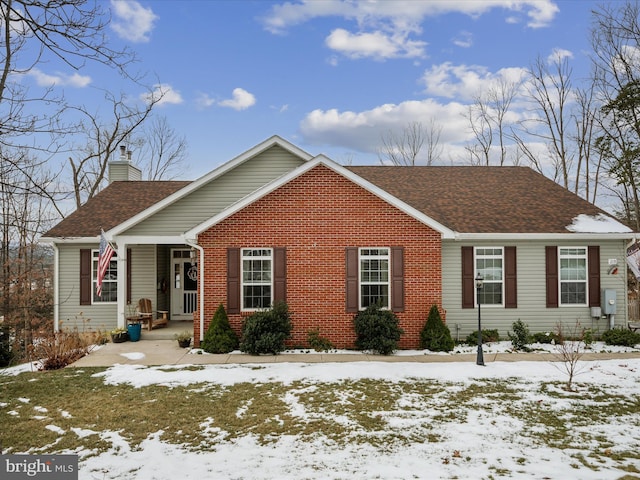 view of front of property