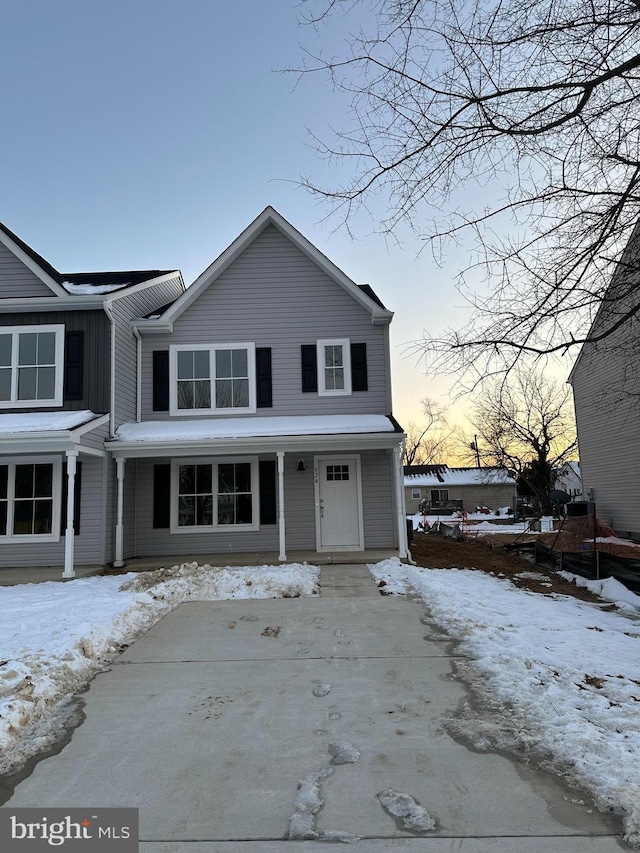 view of front of property