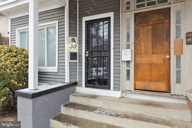 view of property entrance