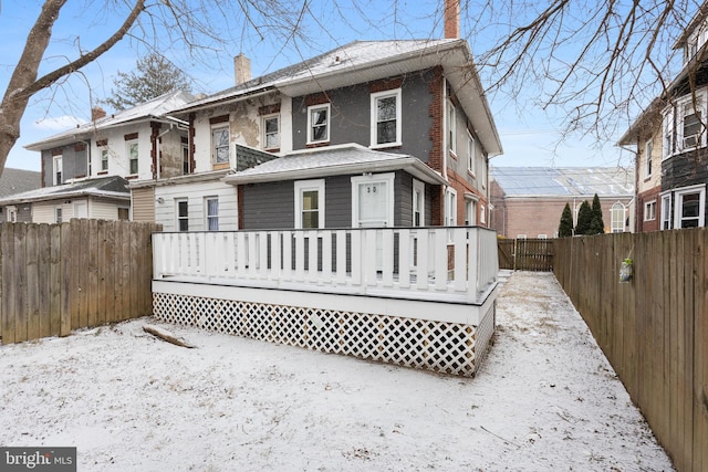 view of front facade with a deck