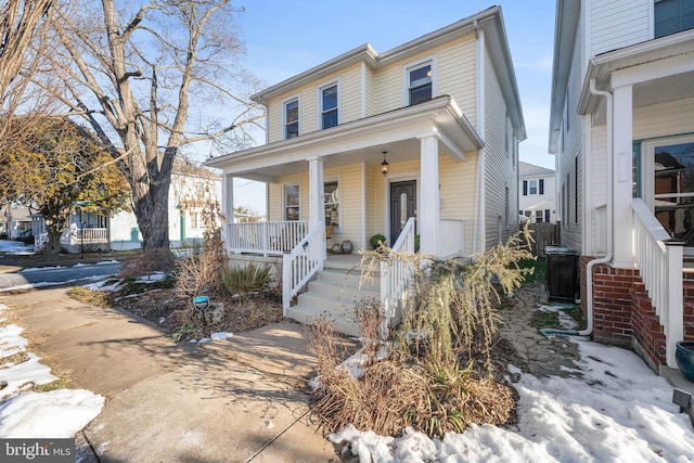 view of front of house featuring covered porch