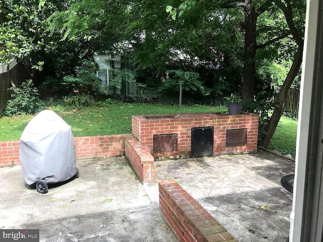 view of patio / terrace featuring grilling area