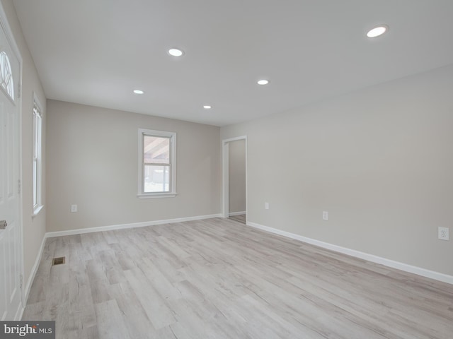 empty room featuring light hardwood / wood-style flooring