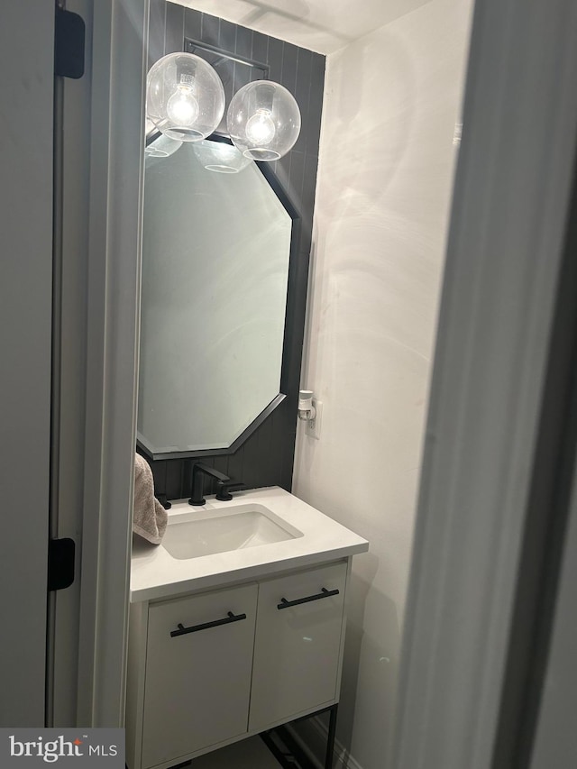 bathroom with vanity