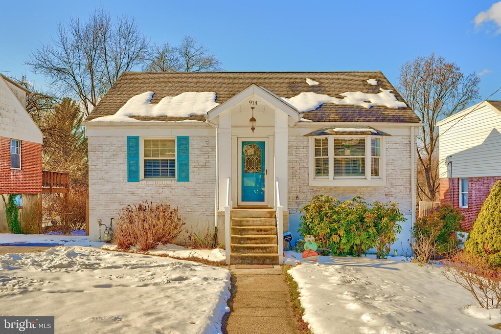 view of front of house