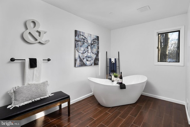 bathroom featuring a bathing tub