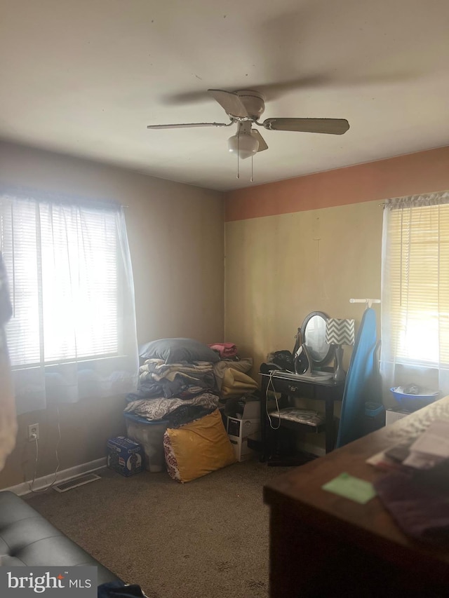 bedroom featuring ceiling fan