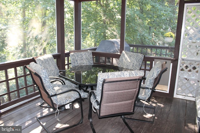 view of sunroom / solarium