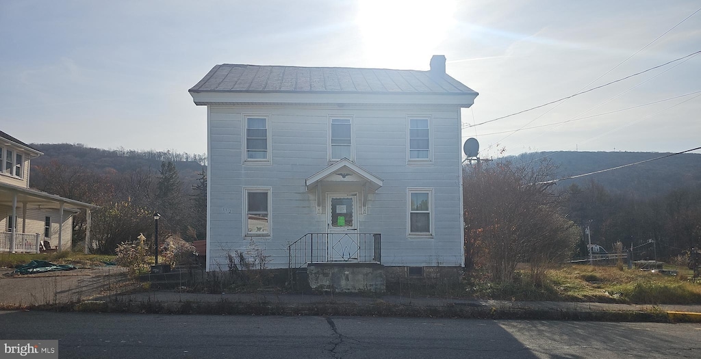 view of front of house