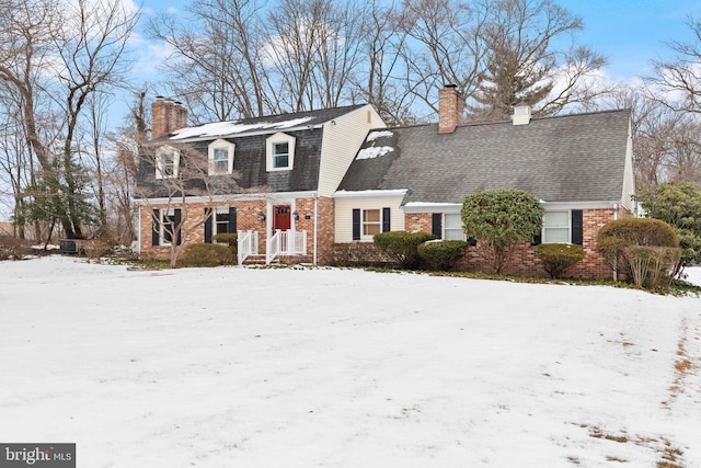 view of front of property