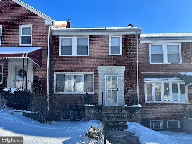 view of townhome / multi-family property