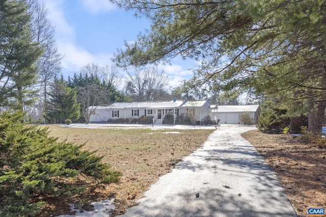 view of front of house with a front yard