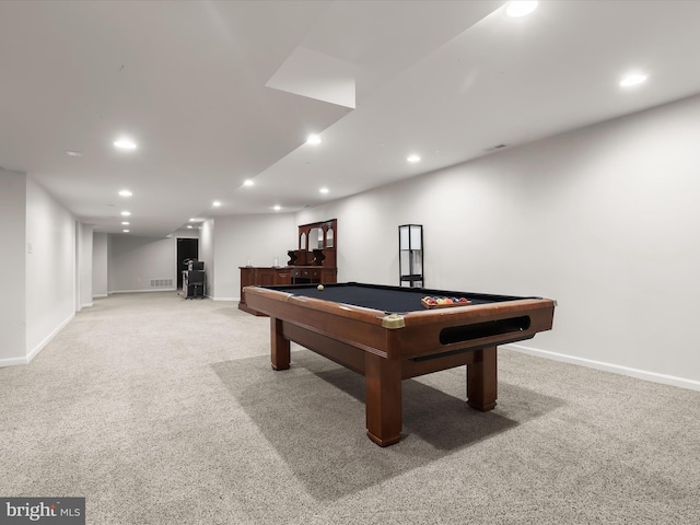 playroom featuring visible vents, baseboards, light colored carpet, and recessed lighting