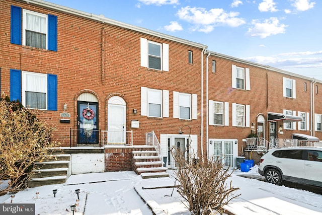 view of townhome / multi-family property