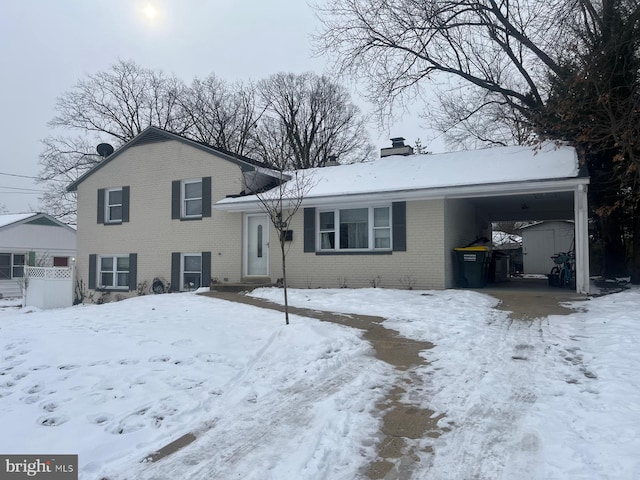 view of front of house featuring a shed