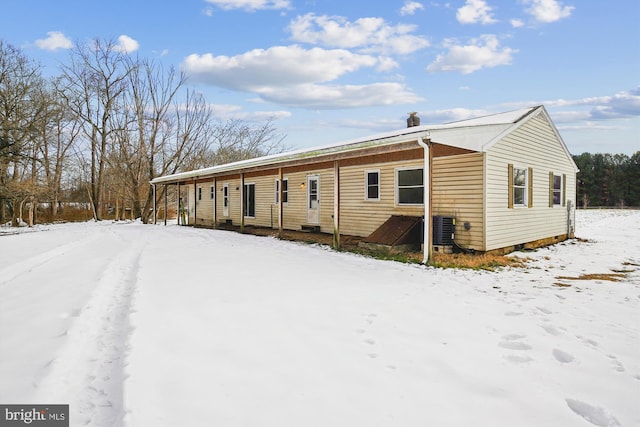 view of front of home featuring central AC