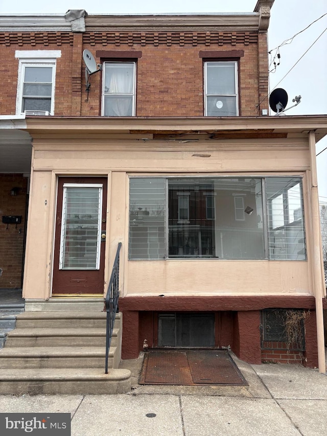 view of townhome / multi-family property