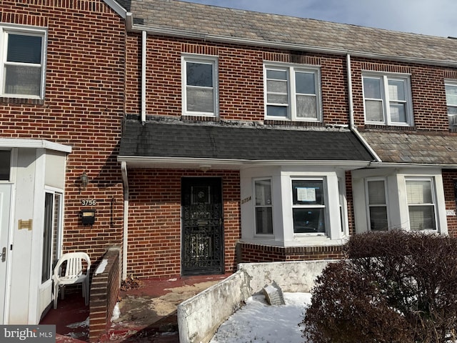 view of townhome / multi-family property