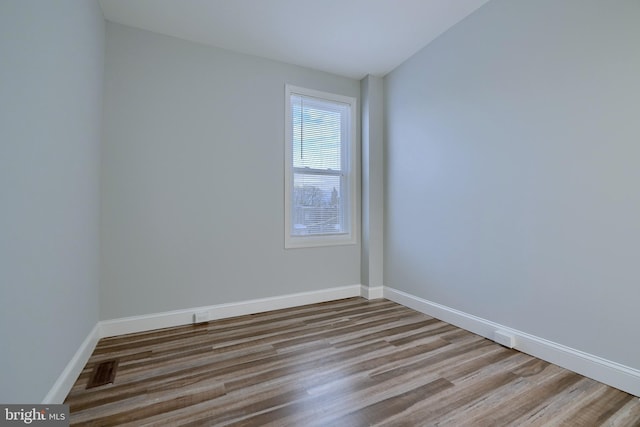 empty room featuring light hardwood / wood-style flooring