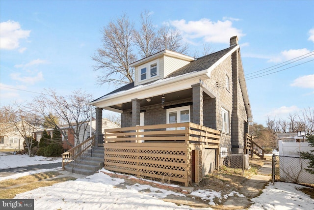 view of front of home featuring a porch