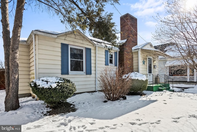 view of front of home