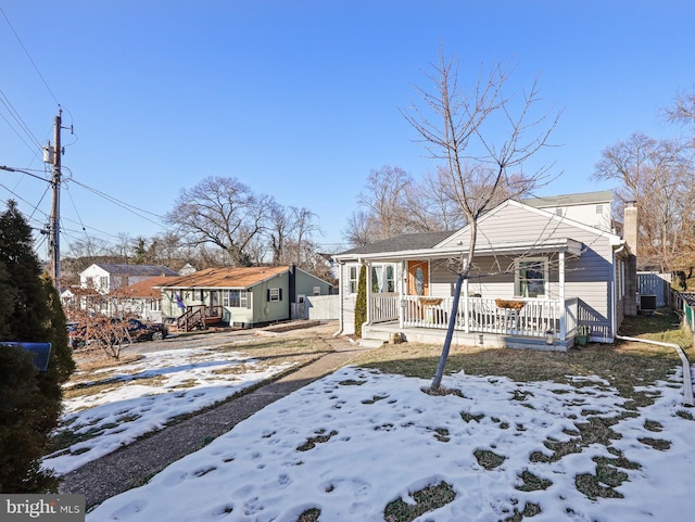 view of front of property with covered porch