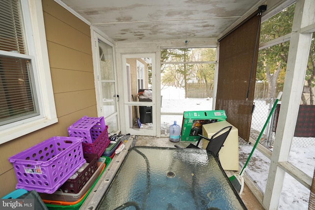 view of sunroom / solarium