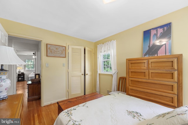 1113 Cameron Rd, Alexandria, VA 22308 - bedroom with light wood-type flooring, a closet, and baseboards