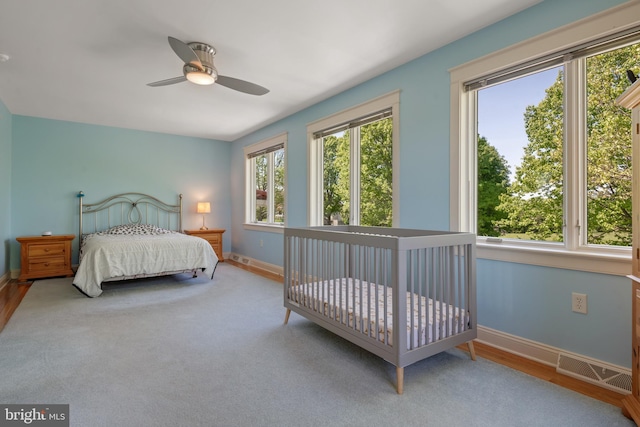 bedroom featuring ceiling fan