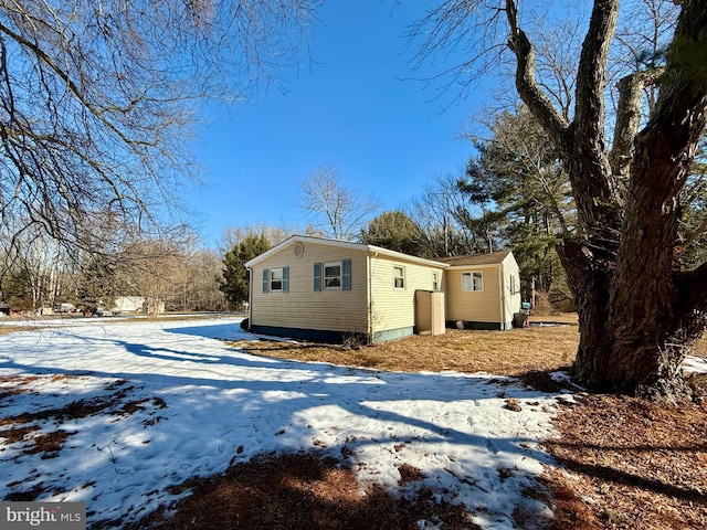 view of front of property