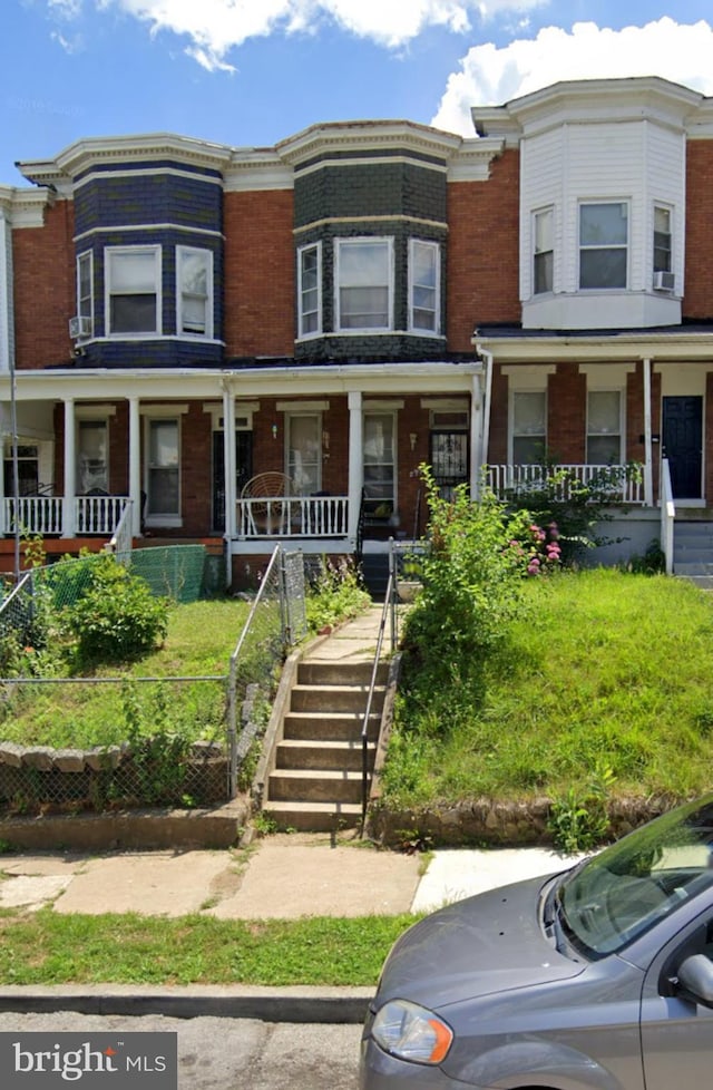 view of front of home with covered porch