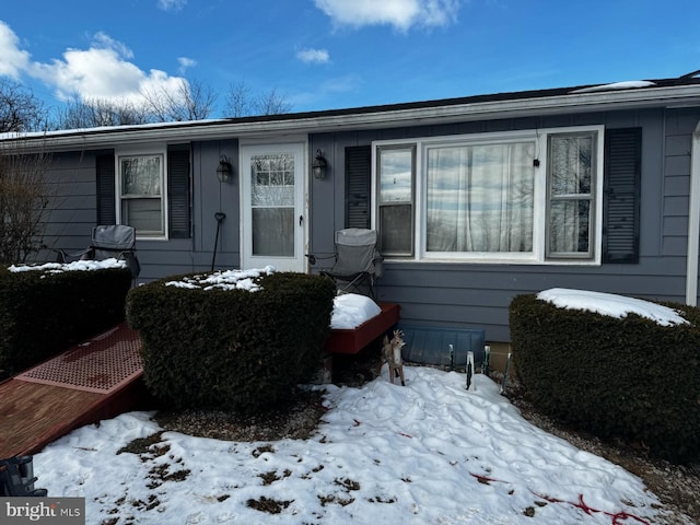 view of front of property