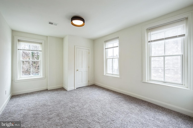 empty room with carpet