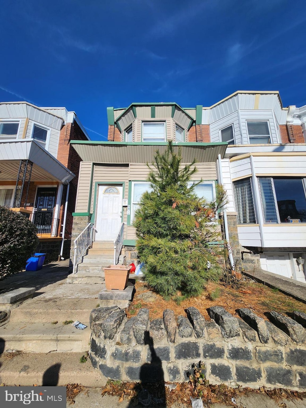 view of townhome / multi-family property