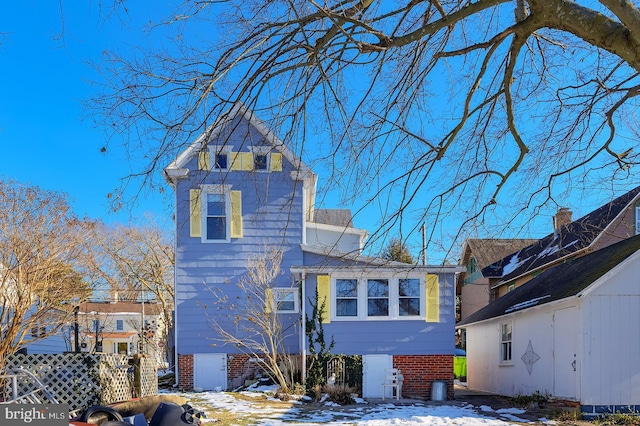 view of front facade