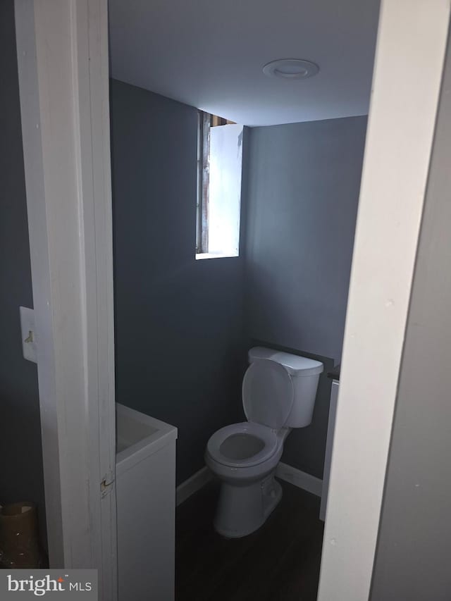 bathroom featuring toilet