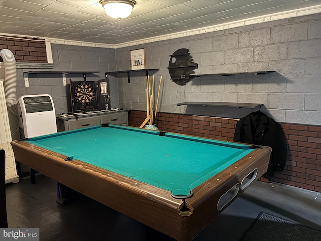 rec room with pool table