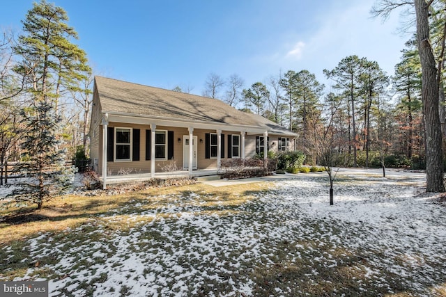 view of front of home featuring a porch