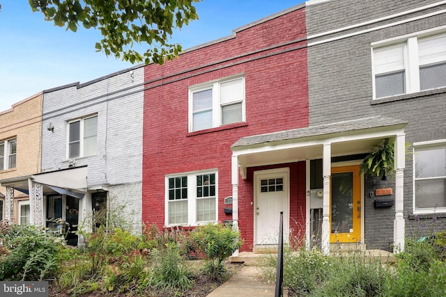 view of townhome / multi-family property