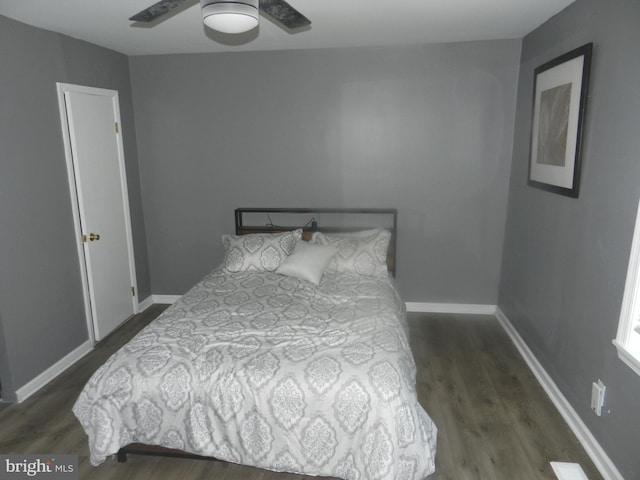 3714 Mayberry Ave Unit E, Baltimore, MD 21206 - bedroom with dark wood-style flooring and baseboards