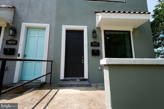 1631 U St SE, Washington, DC 20020 - doorway to property with stucco siding