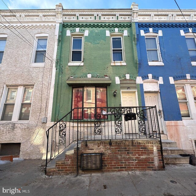 view of townhome / multi-family property