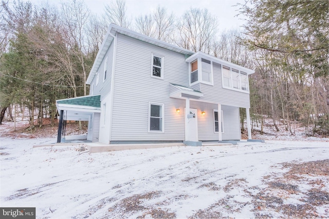 view of front of house featuring a porch