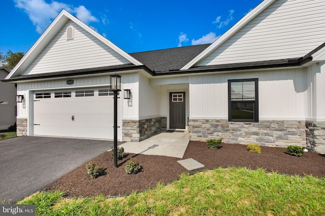 view of front of house with a garage