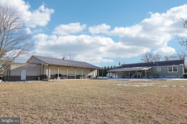 exterior space featuring a yard