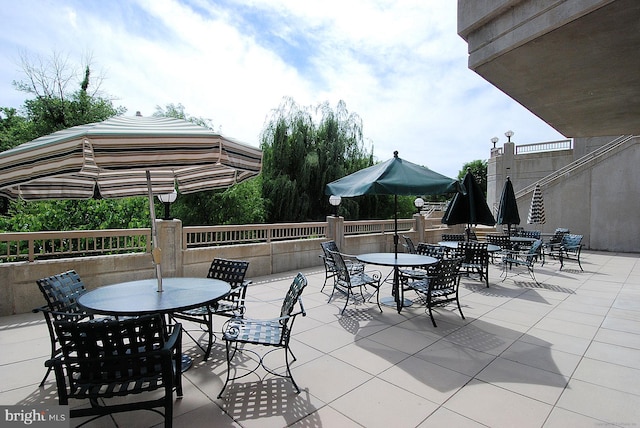 view of patio with outdoor dining space