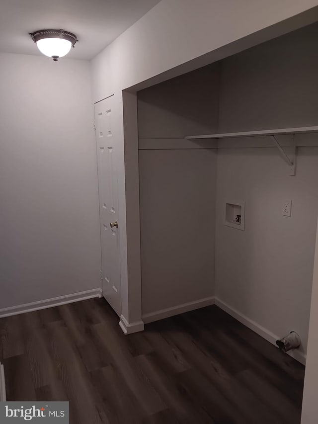 9 Berkshire Rd, Sicklerville, NJ 08081 - washroom featuring dark wood-style flooring and washer hookup